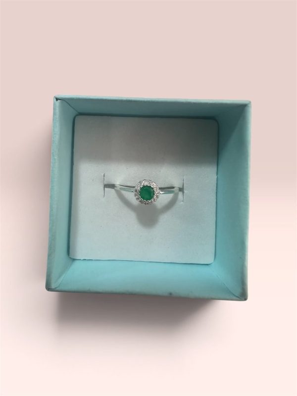 ANILLO COMPROMIS CON ESMERALDA NATURAL